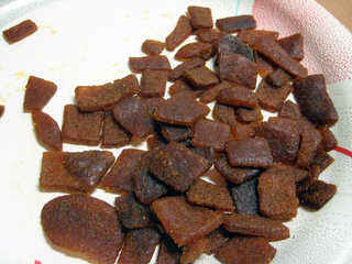 Illustration for article titled Taste Test: Microwave Pork Rinds